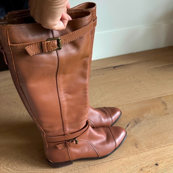 Pour La Victoire Shoes - Pour La Victoire women’s riding boots. Size 6. Cognac color. Great condition.